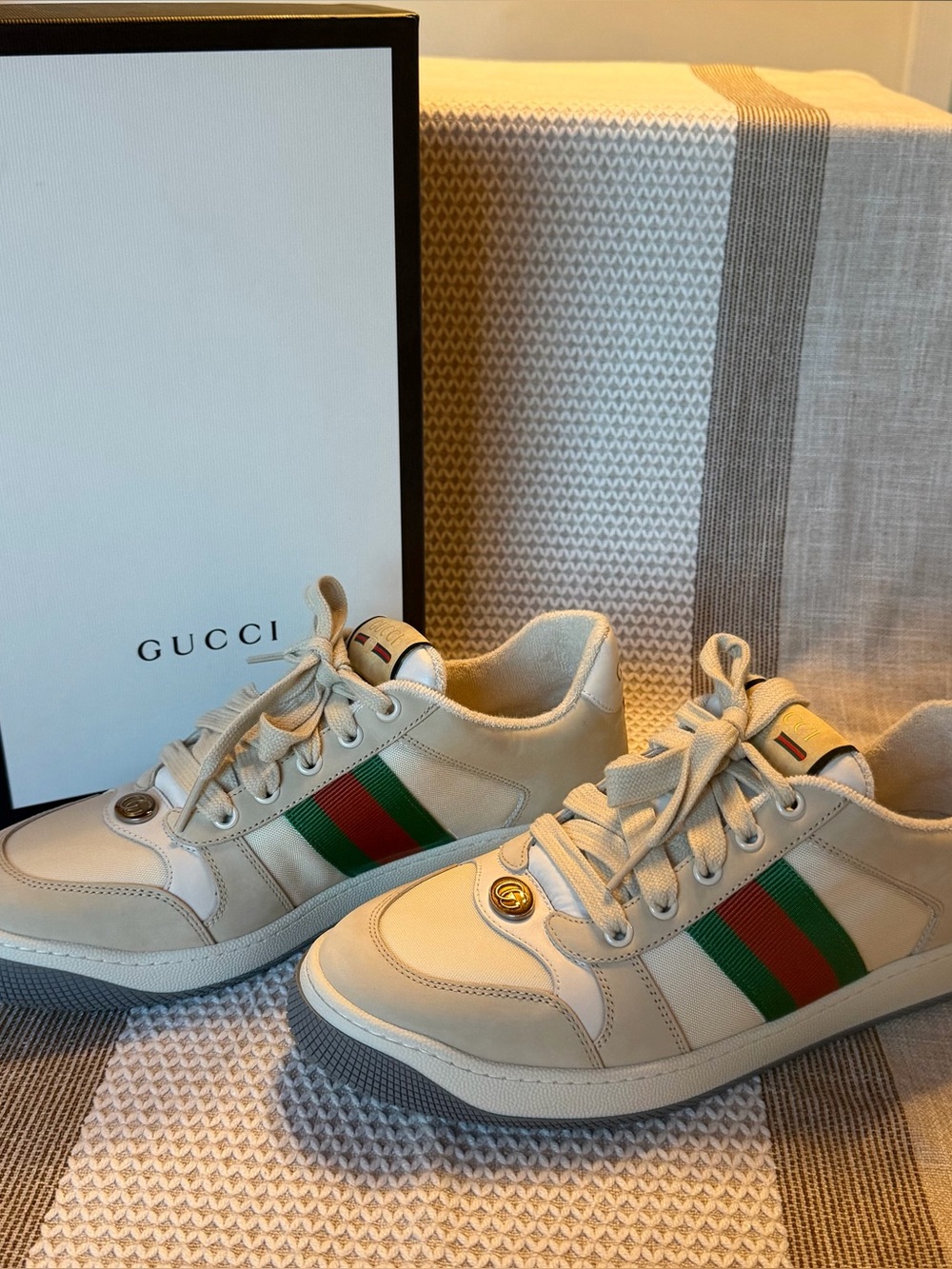 Gucci Leather Sneakers – New with Box & Dust Bags – EU 40
